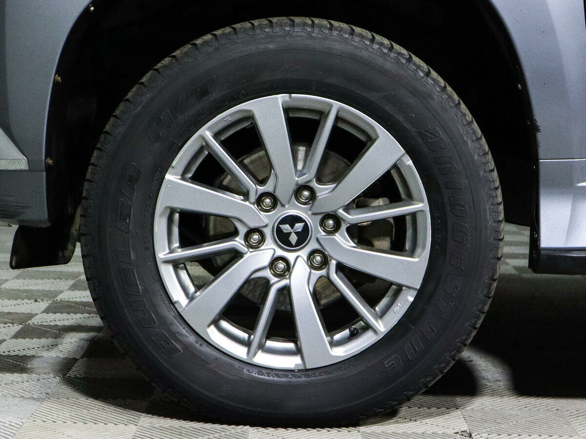 Mitsubishi Pajero Sport, 2017