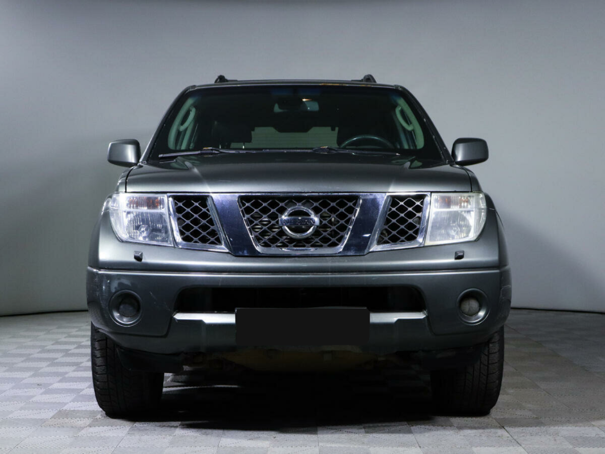 Nissan Pathfinder, 2005