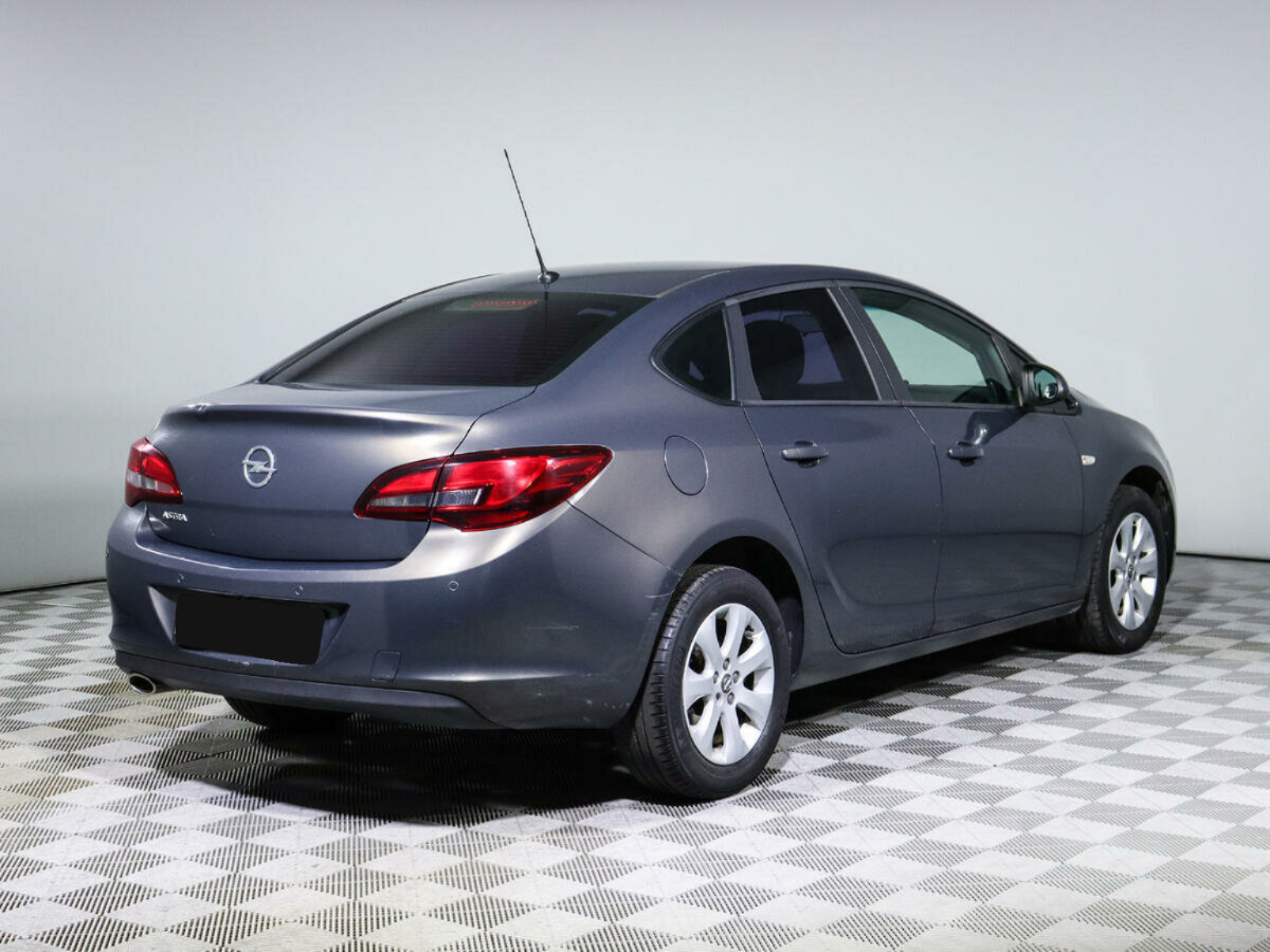 Opel Astra, 2014