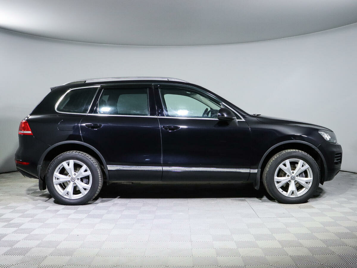 Volkswagen Touareg, 2012