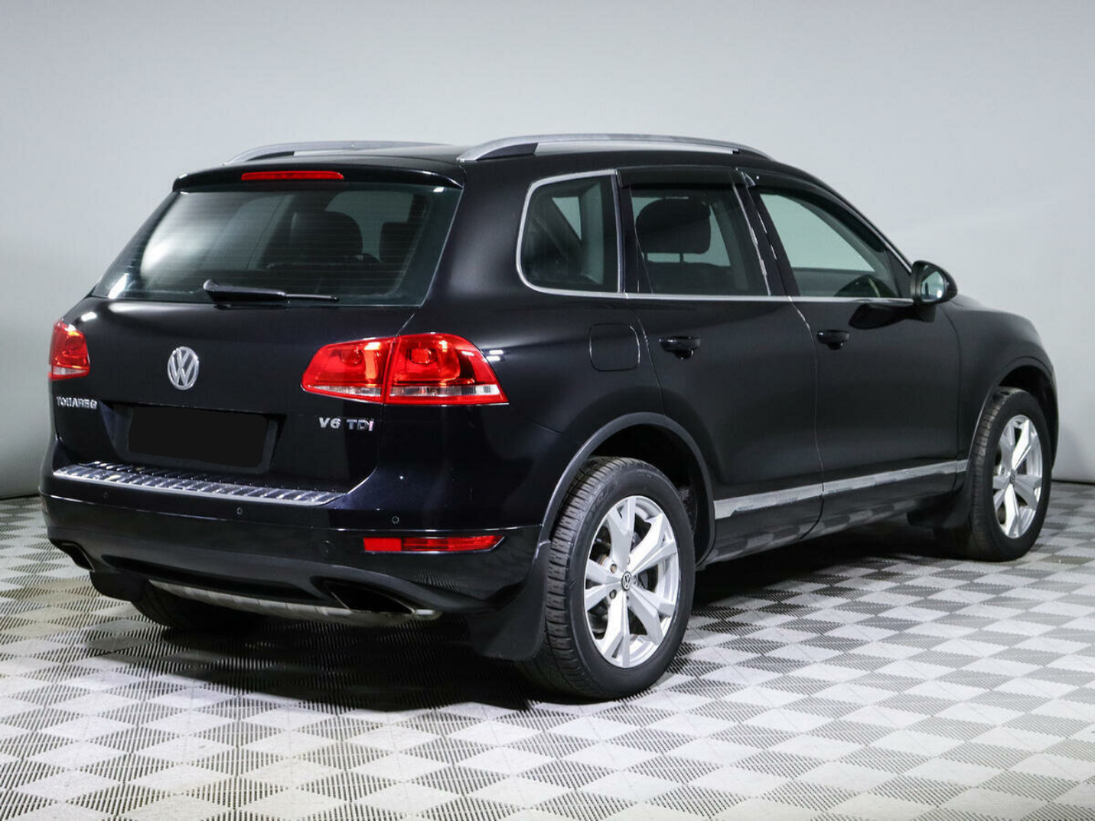 Volkswagen Touareg, 2012