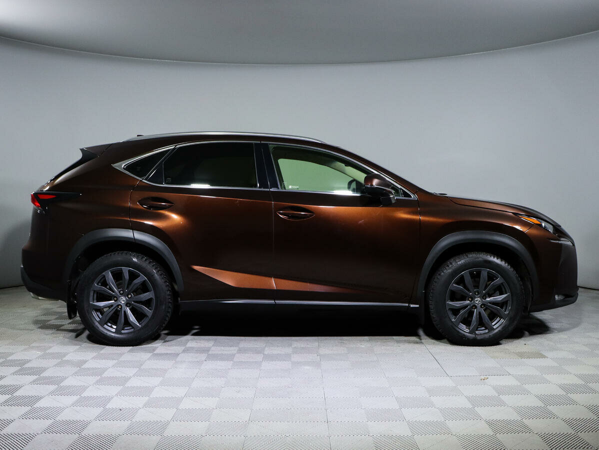 Lexus NX 200t, 2016