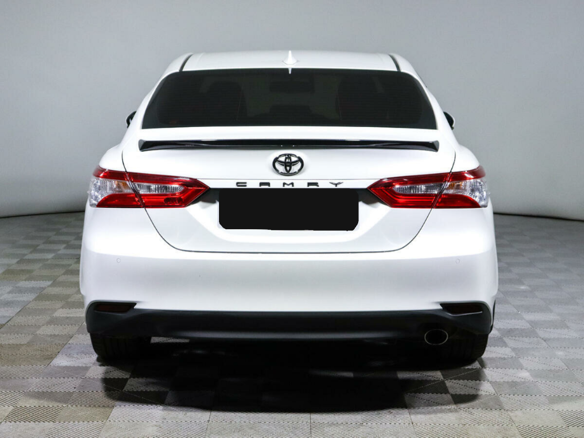 Toyota Camry, 2020