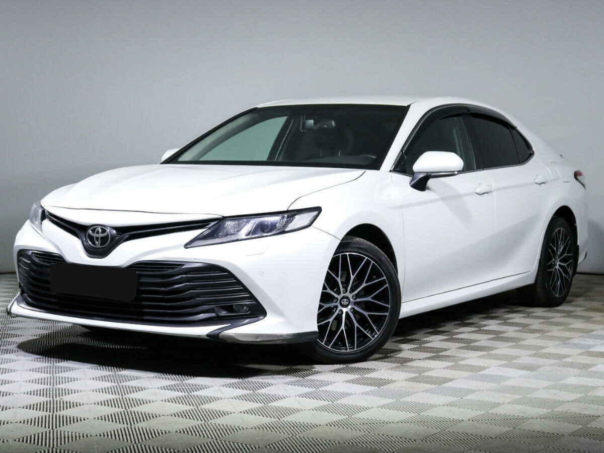 Toyota Camry, 2020