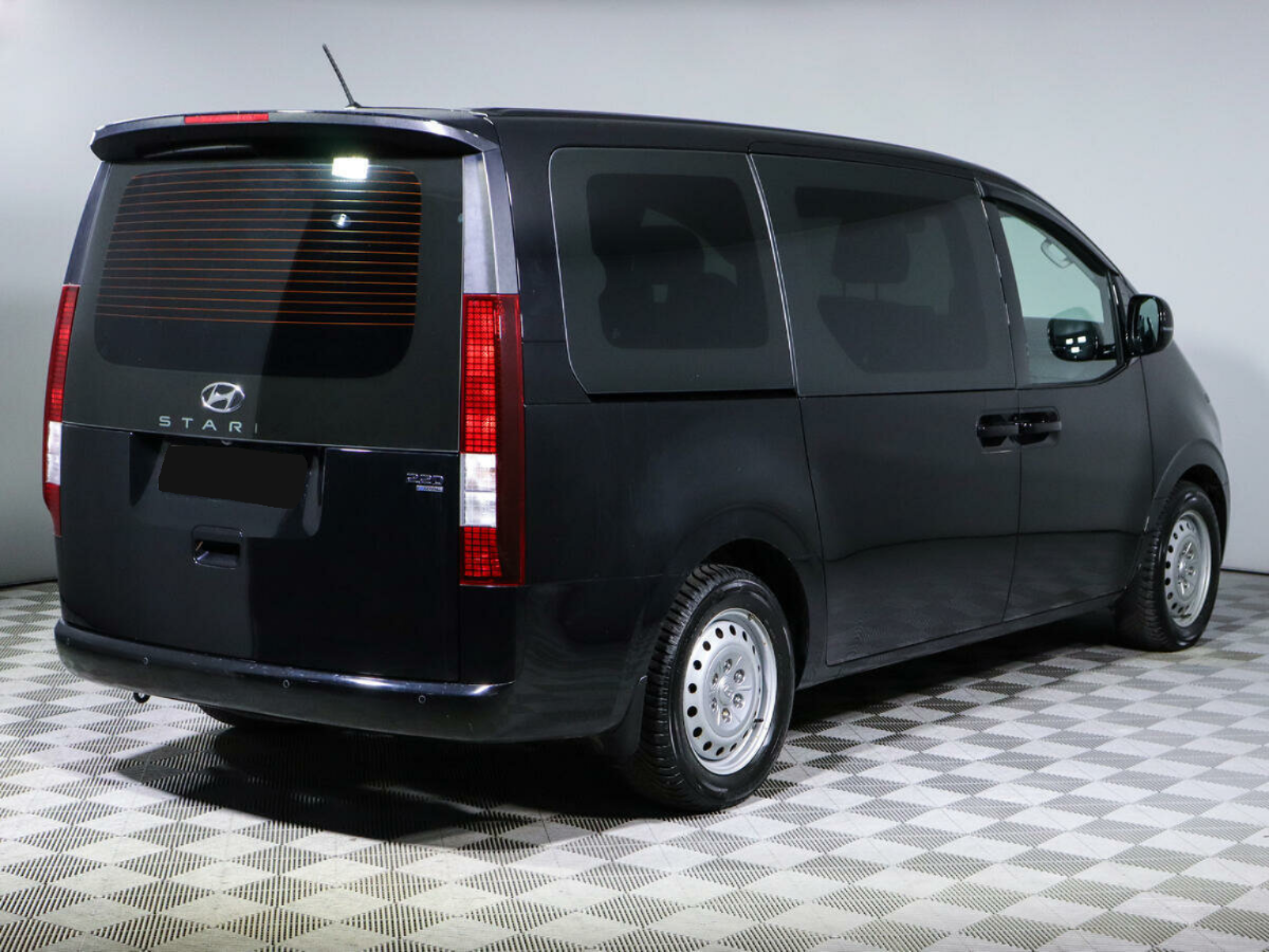 Hyundai Staria, 2021