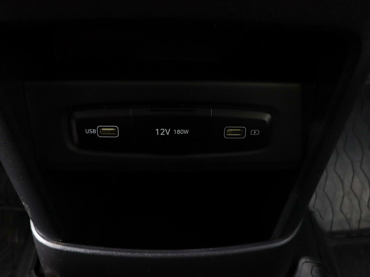 Hyundai Staria, 2021