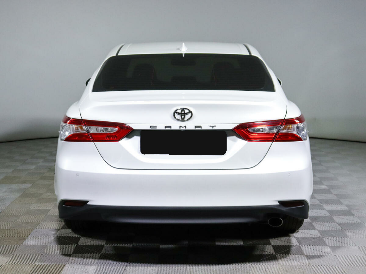 Toyota Camry, 2019