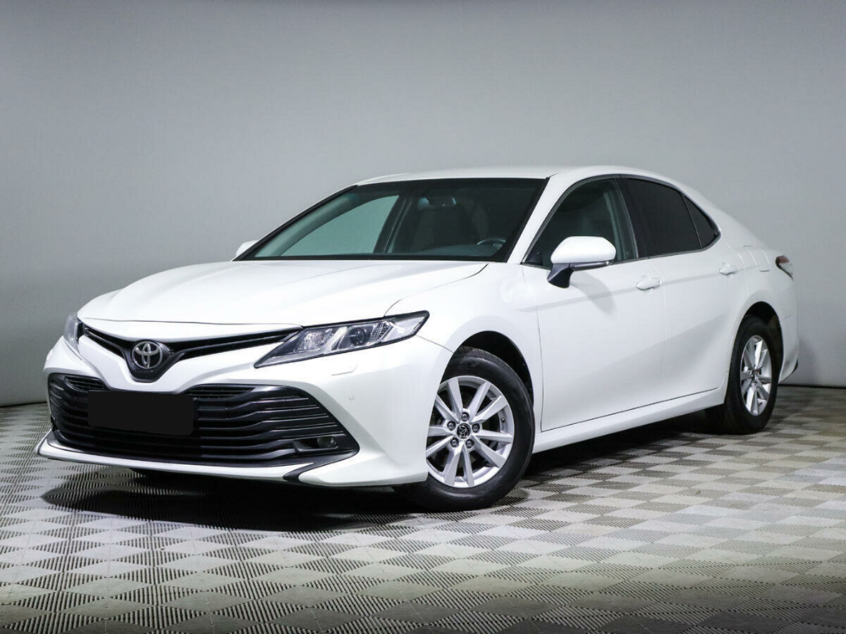 Toyota Camry, 2019