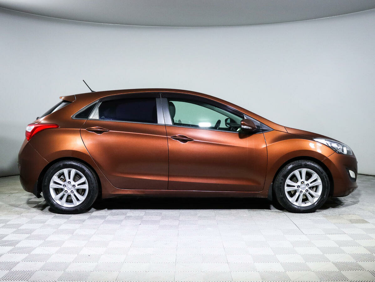 Hyundai i30, 2012