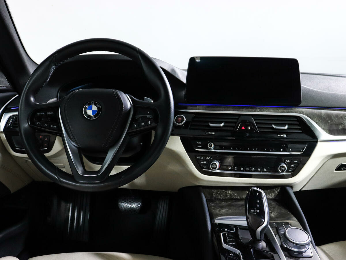 BMW 5 серии 540i, 2020