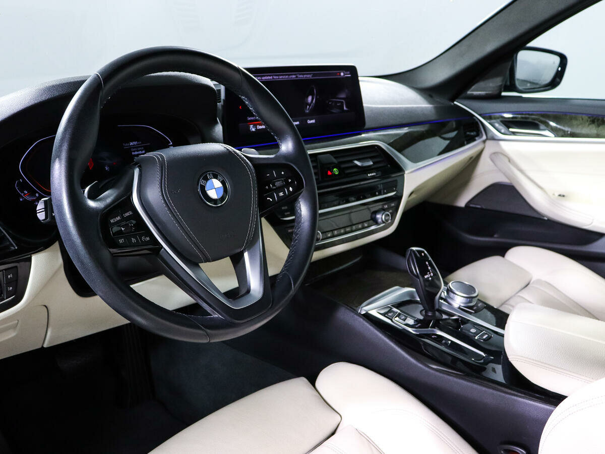 BMW 5 серии 540i, 2020