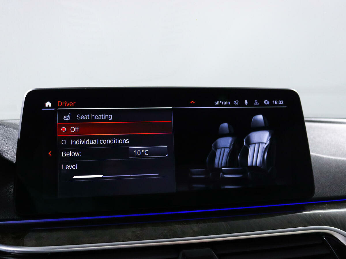 BMW 5 серии 540i, 2020