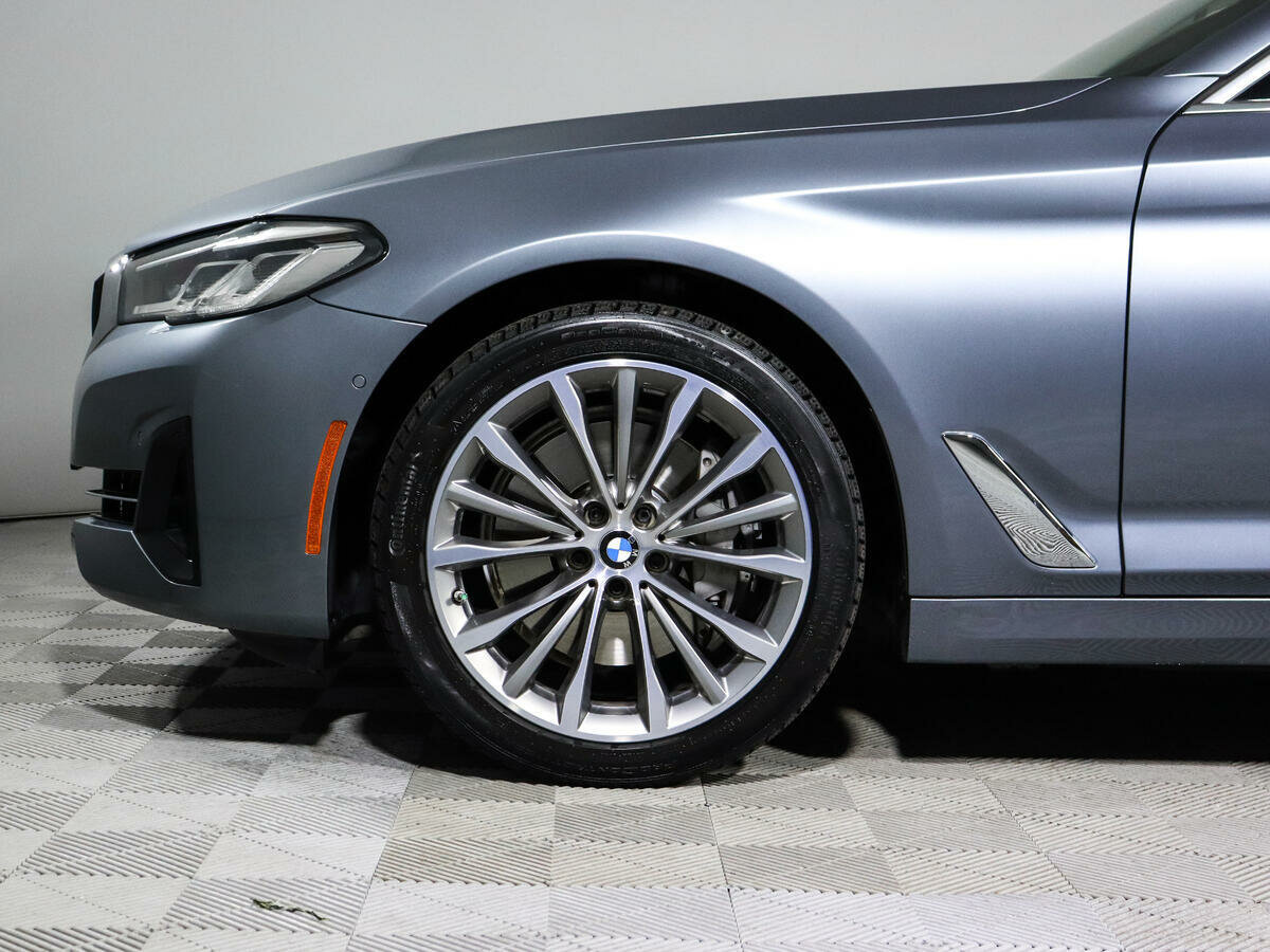 BMW 5 серии 540i, 2020