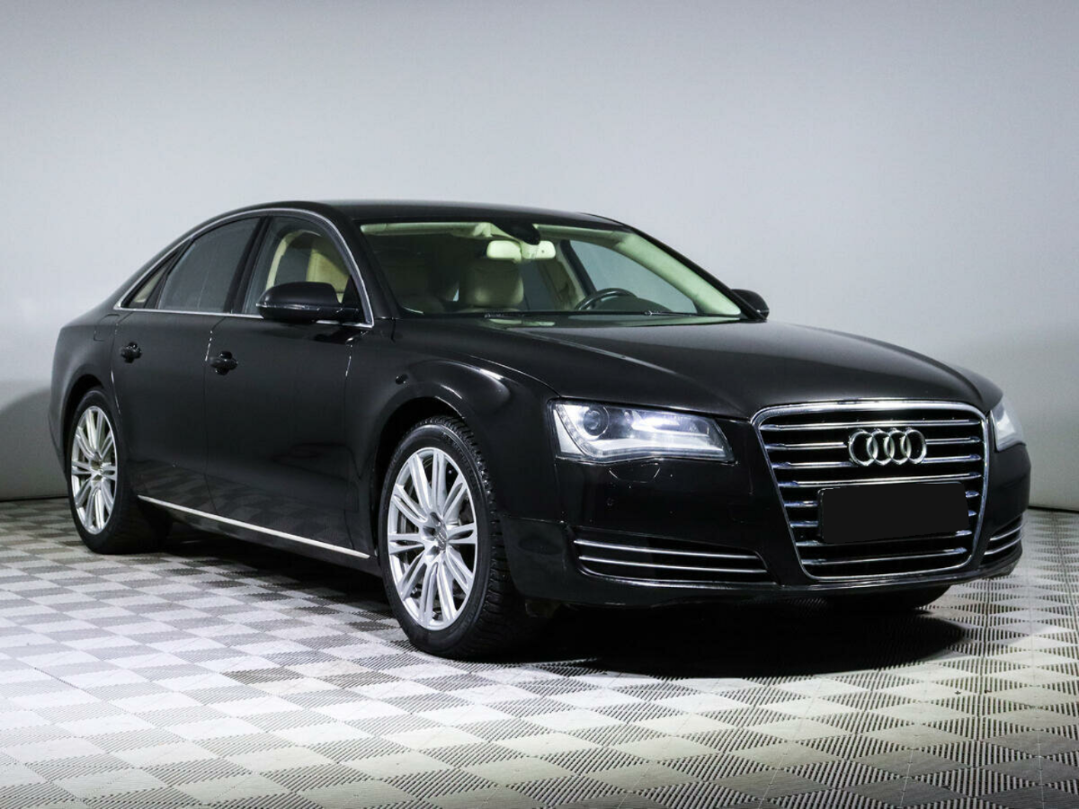 Audi A8, 2010