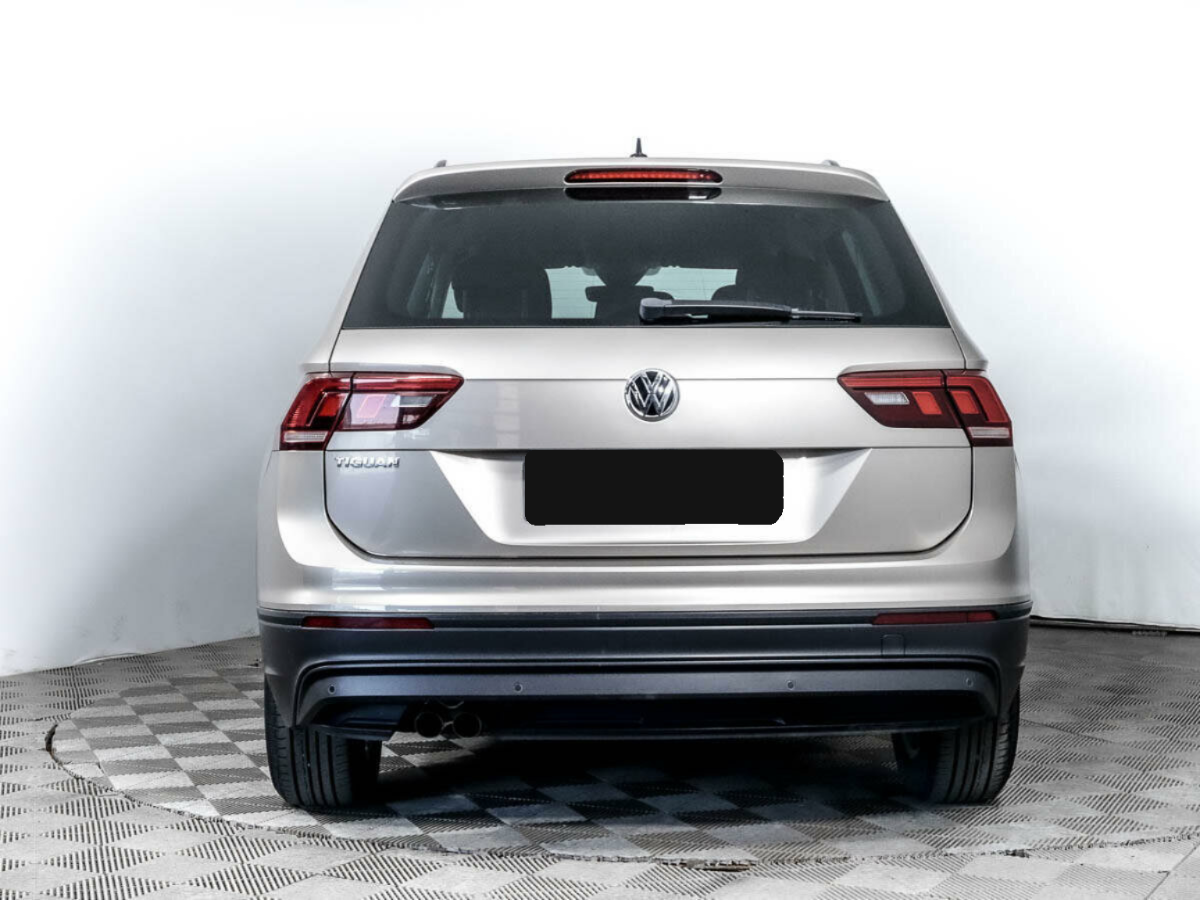 Volkswagen Tiguan L, 2018