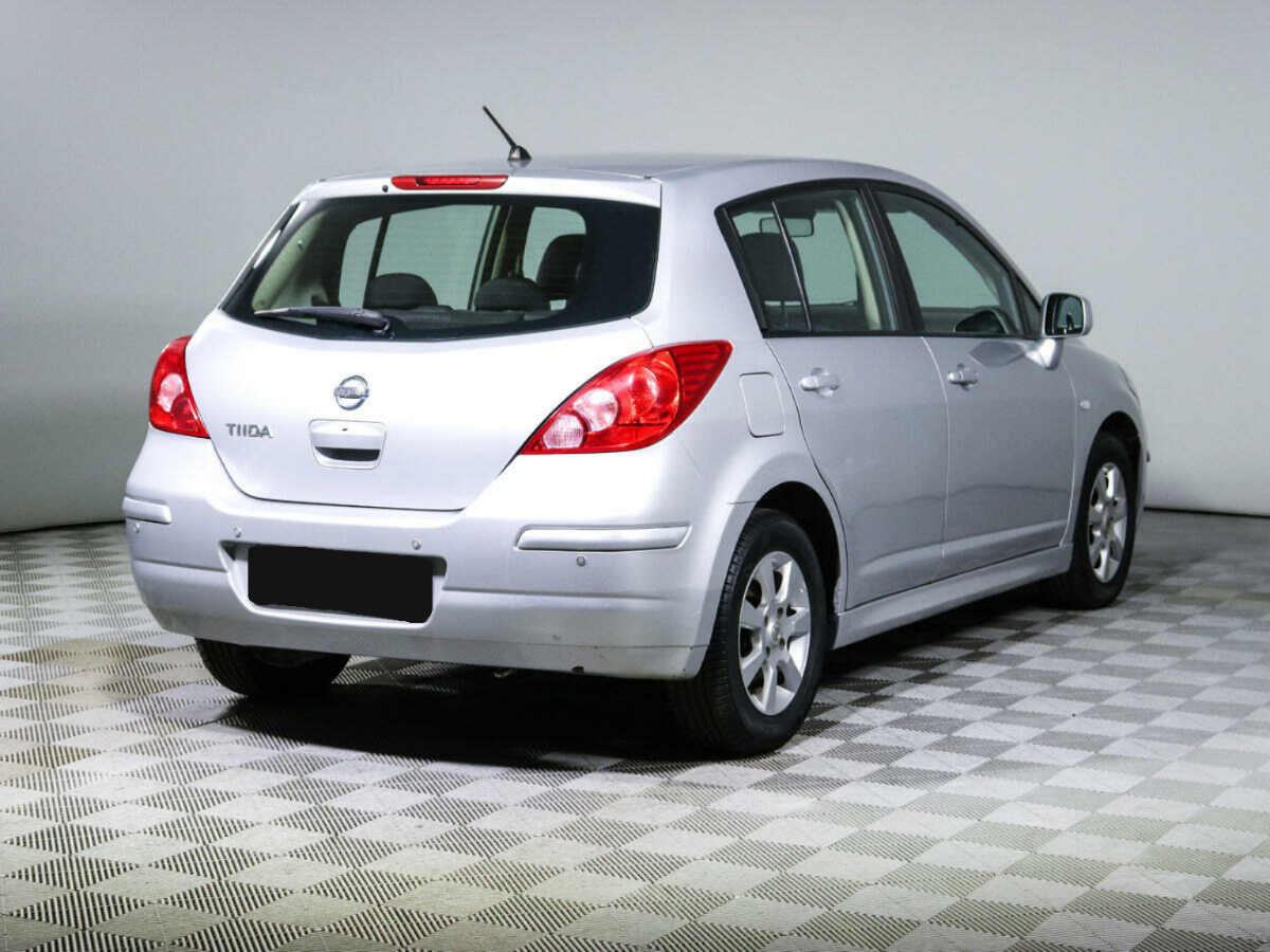 Nissan Tiida, 2010