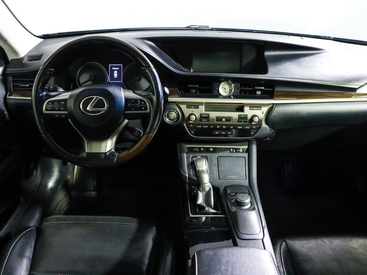Lexus ES 200, 2016