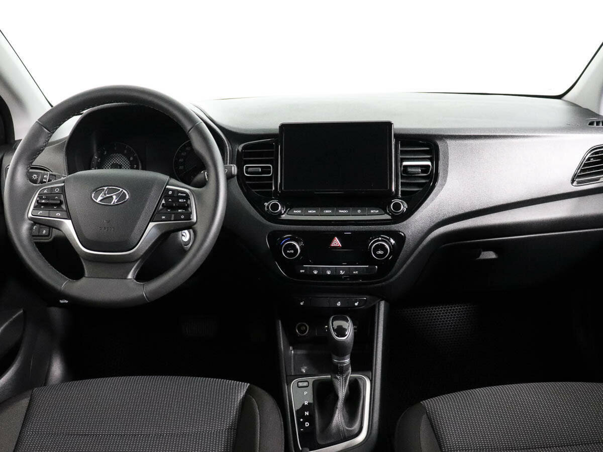 Hyundai Solaris, 2022