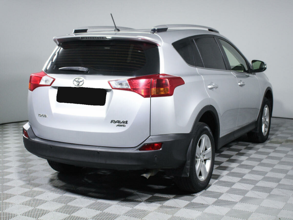 Toyota RAV4, 2014