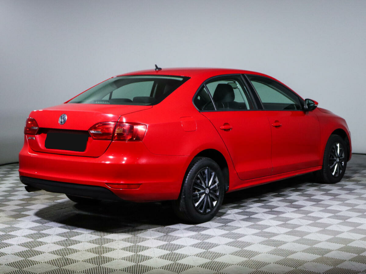 Volkswagen Jetta, 2012