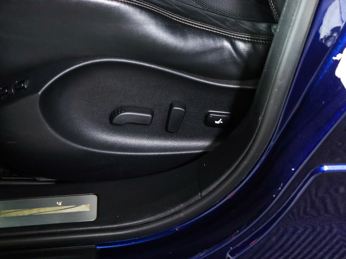 Infiniti FX30d, 2013