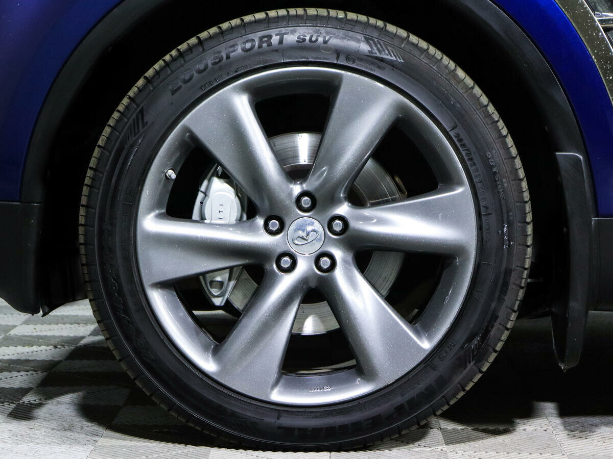 Infiniti FX30d, 2013