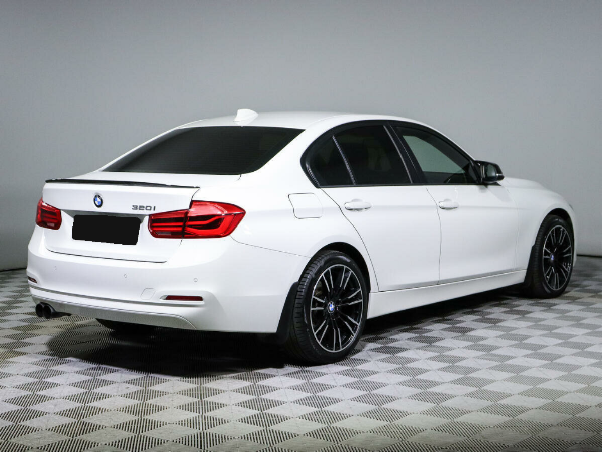 BMW 3 серии 320i, 2016