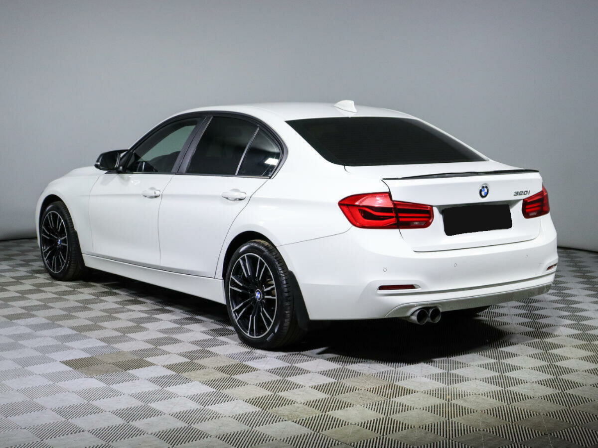 BMW 3 серии 320i, 2016