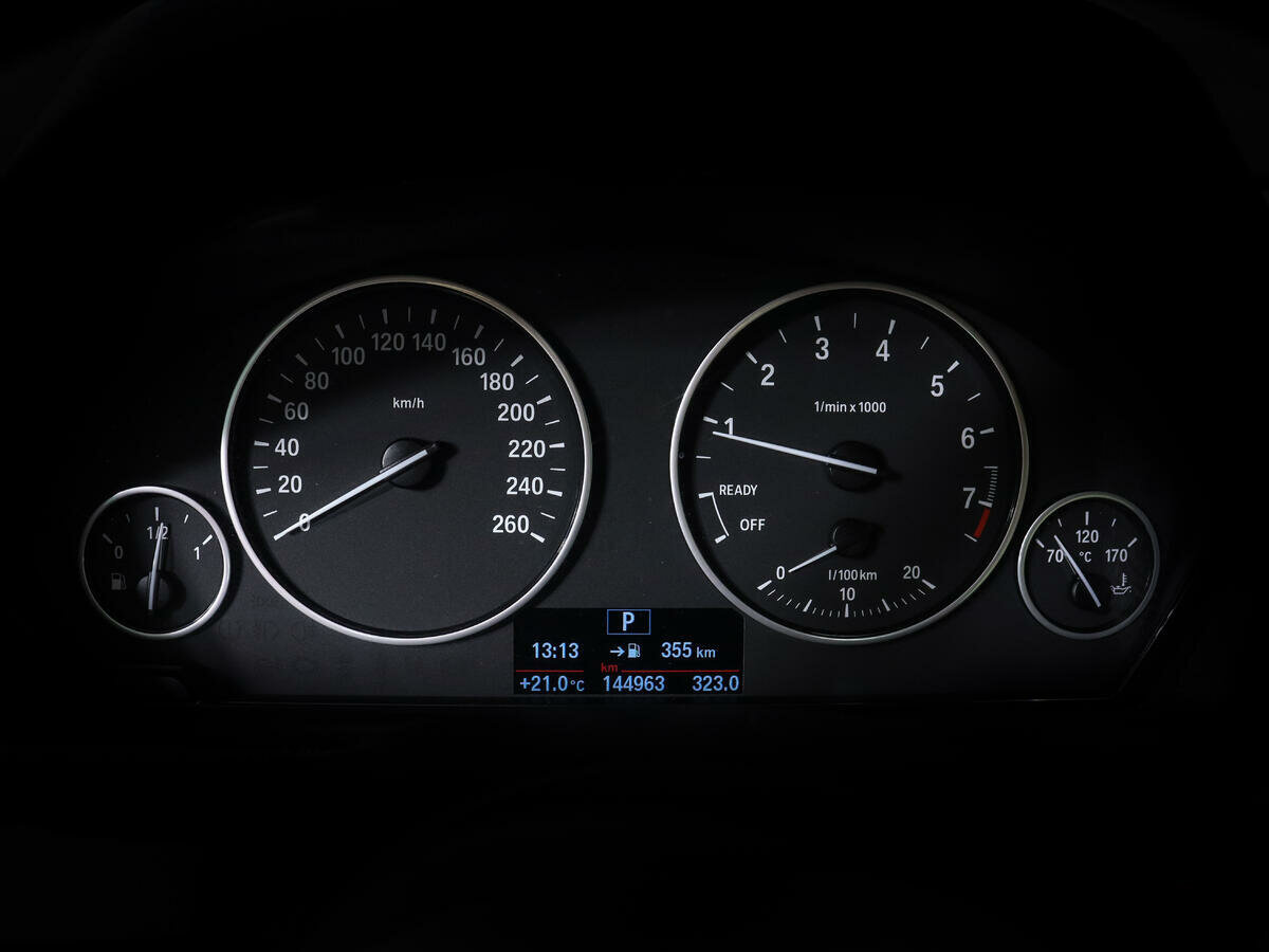 BMW 3 серии 320i, 2016