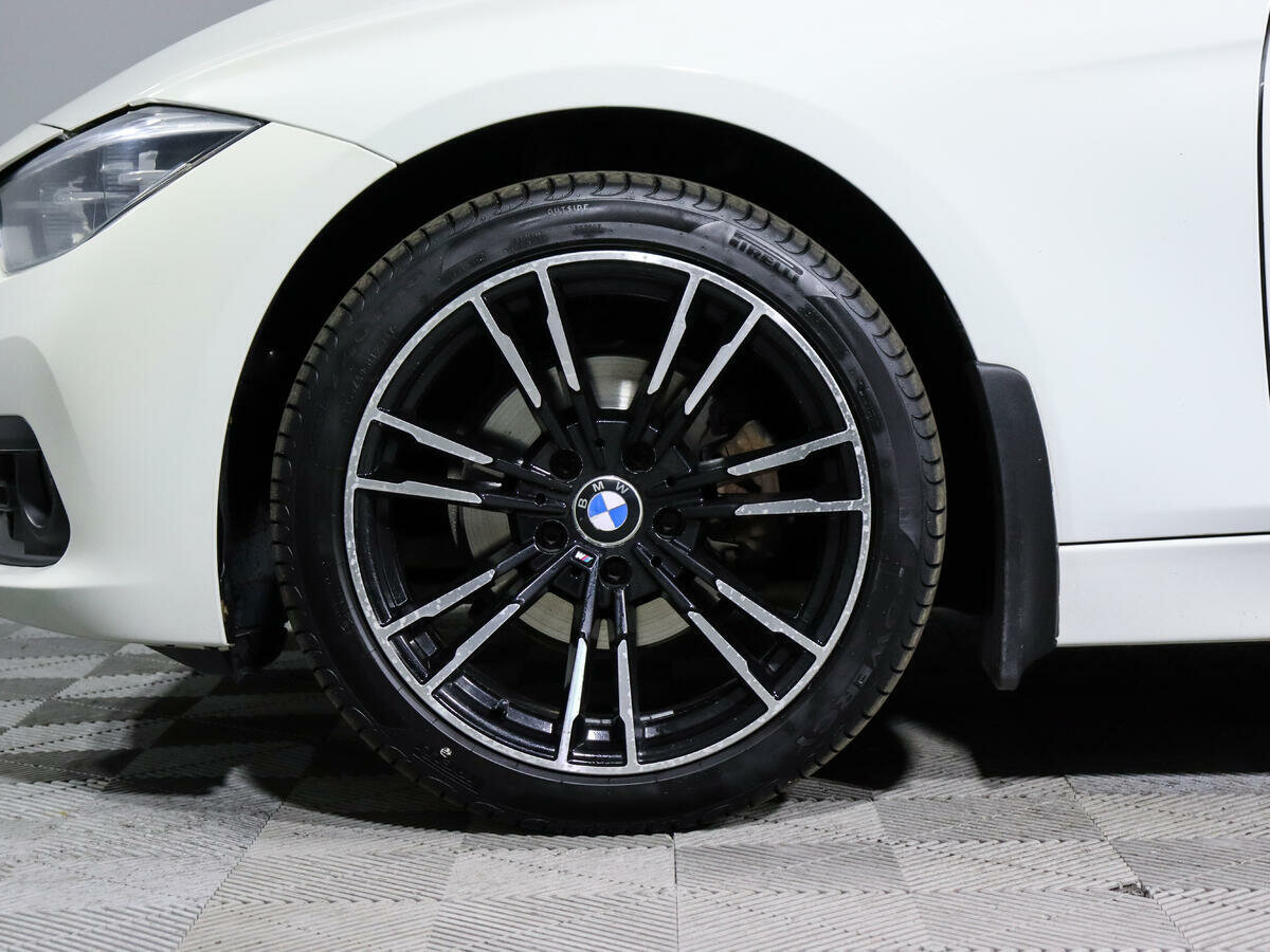 BMW 3 серии 320i, 2016