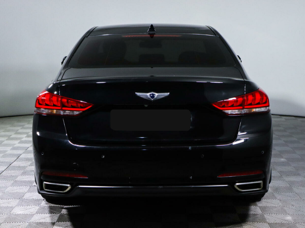 Hyundai Genesis, 2014