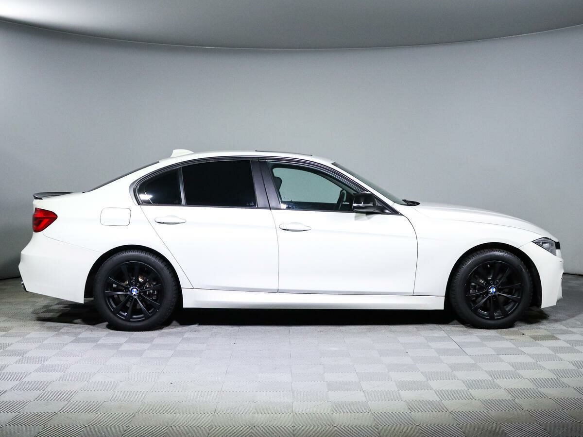BMW 3 серии 320i, 2016