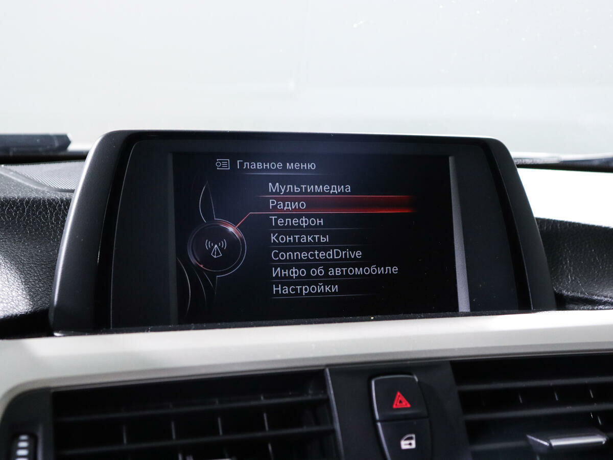 BMW 3 серии 320i, 2016