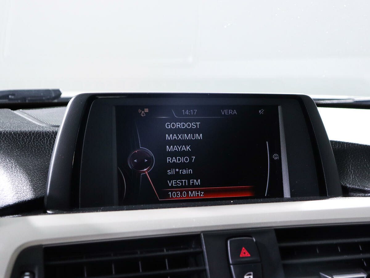 BMW 3 серии 320i, 2016