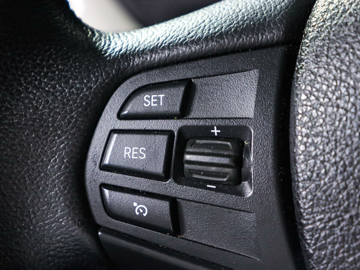 BMW 3 серии 320i, 2016