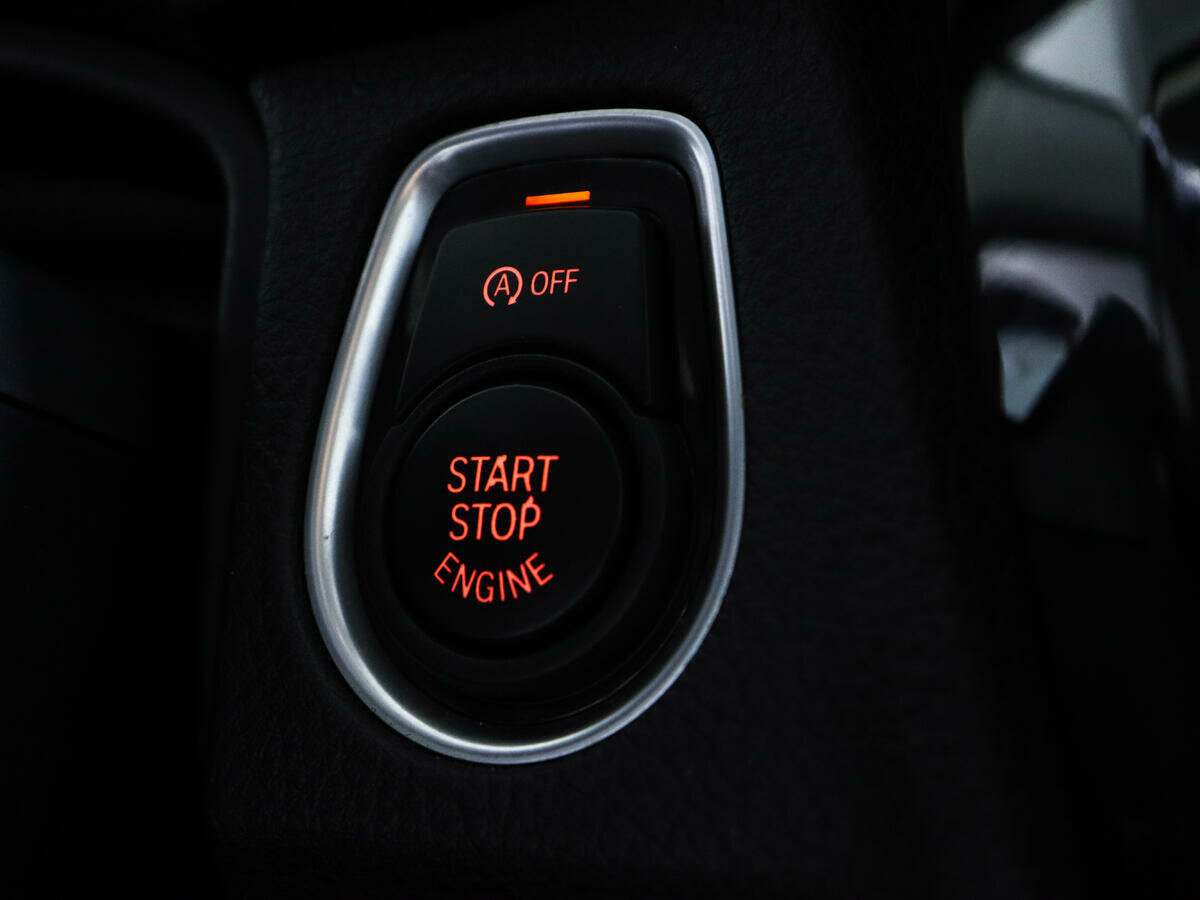 BMW 3 серии 320i, 2016