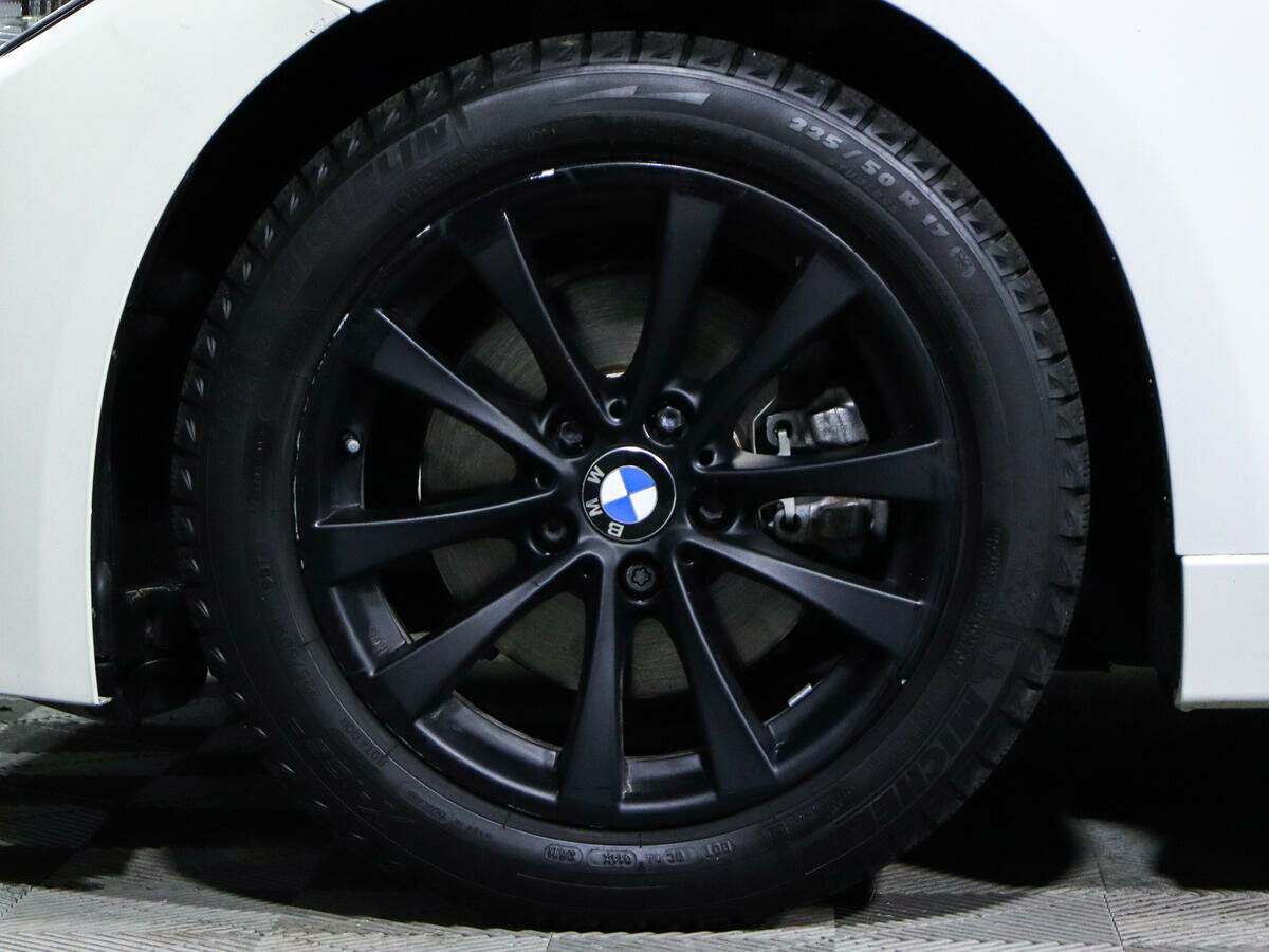 BMW 3 серии 320i, 2016