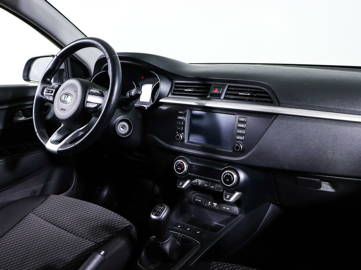 Kia Rio X-Line, 2018