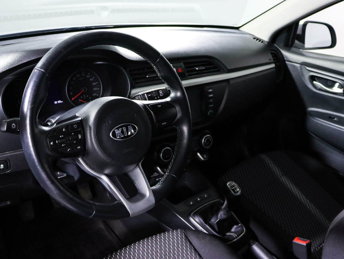 Kia Rio X-Line, 2018