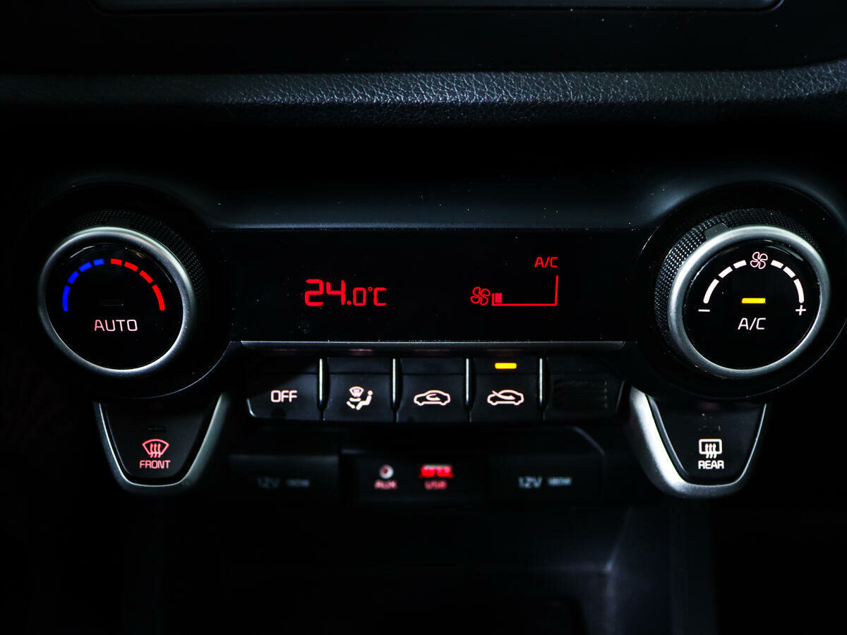 Kia Rio X-Line, 2018