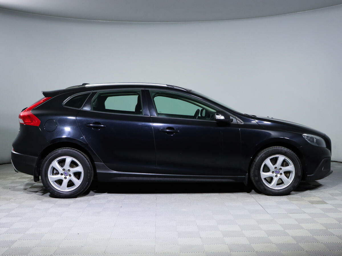 Volvo V40 Cross Country, 2014