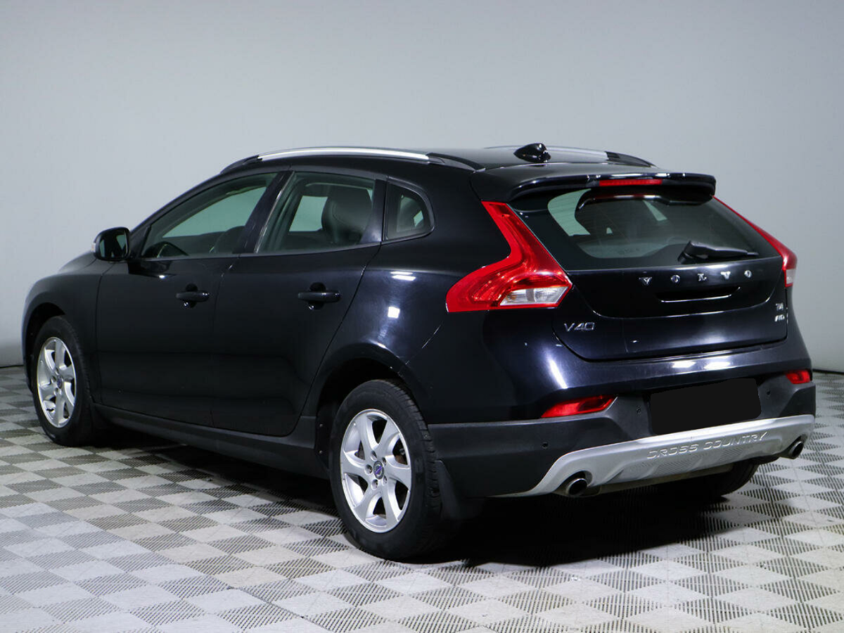 Volvo V40 Cross Country, 2014