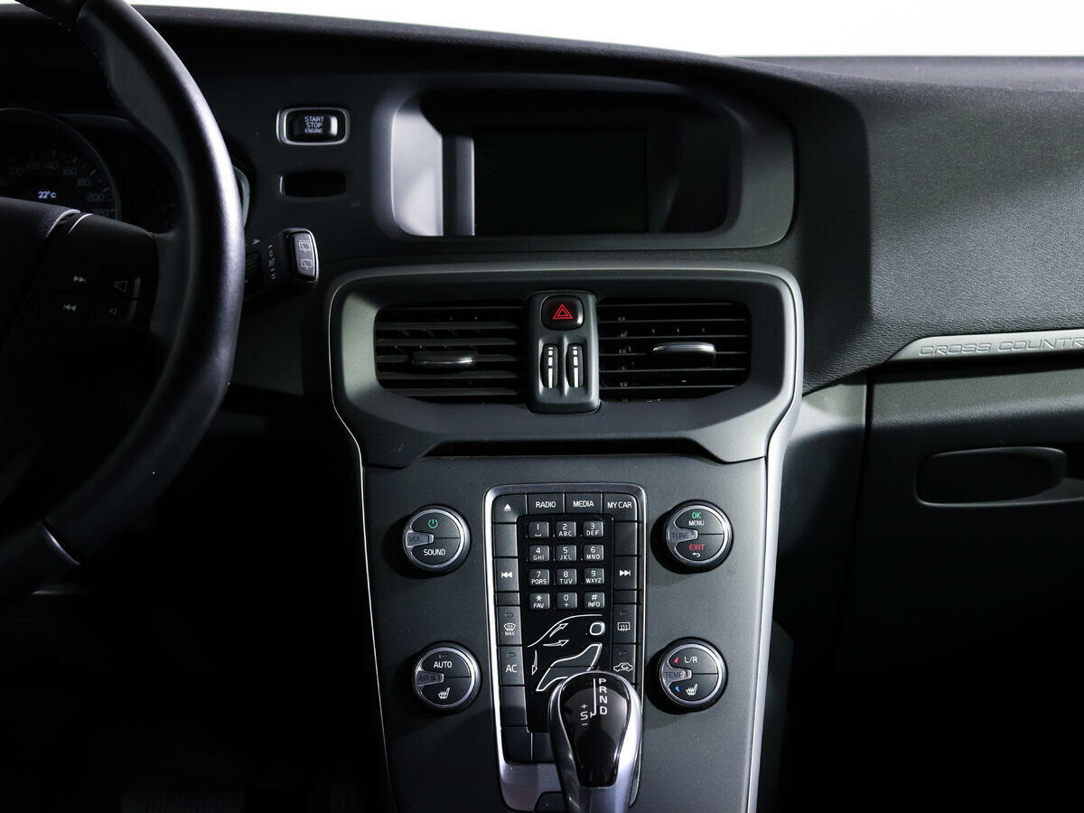 Volvo V40 Cross Country, 2014