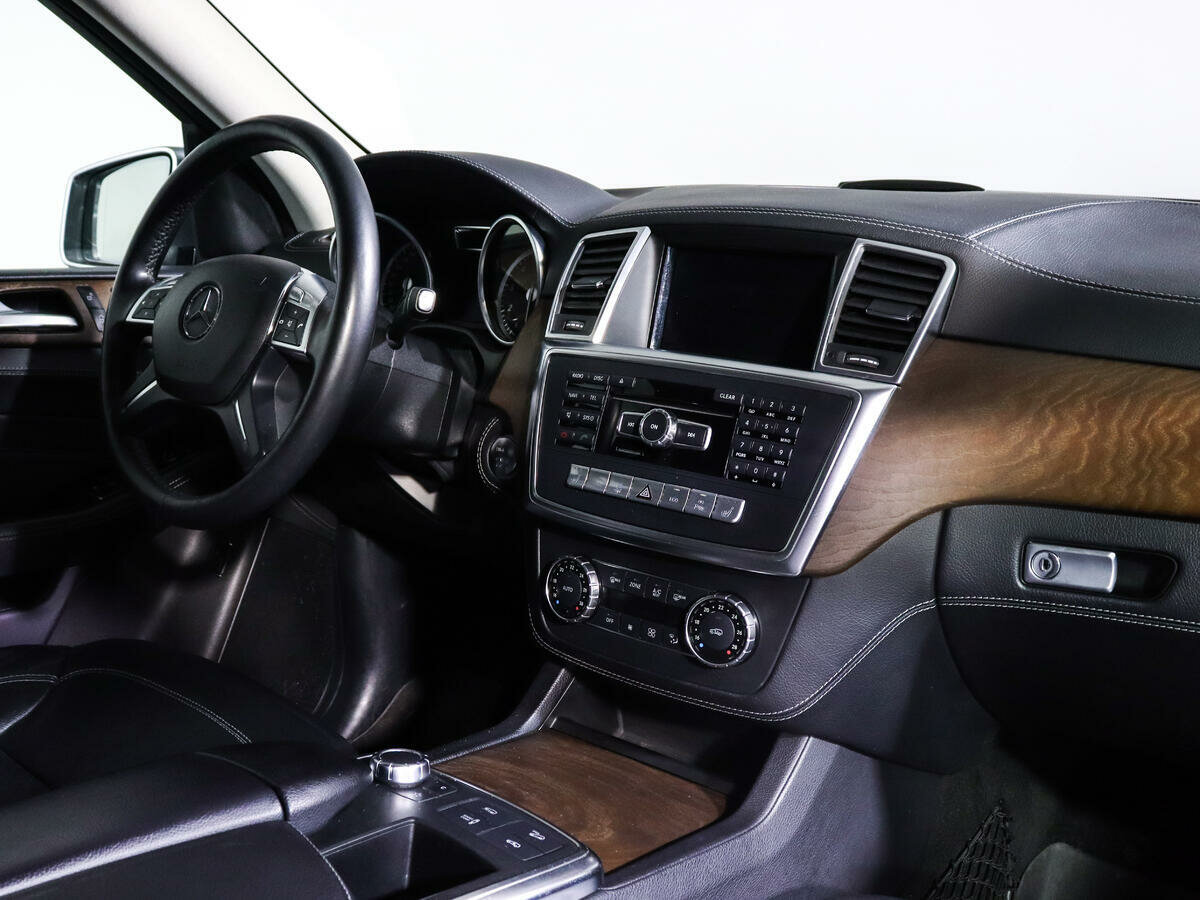 Mercedes-Benz M-Класс 400, 2014