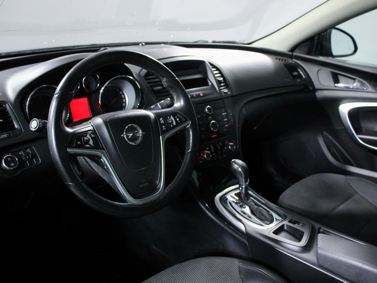 Opel Insignia, 2010
