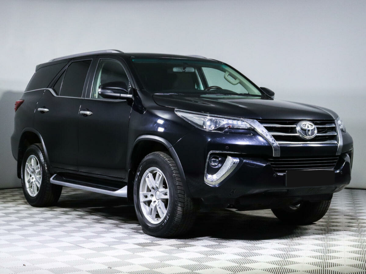 Toyota Fortuner, 2017
