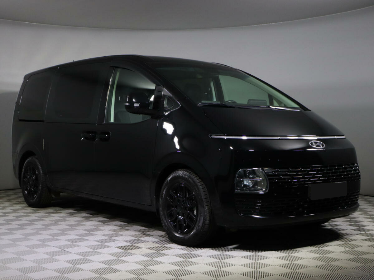 Hyundai Staria, 2022