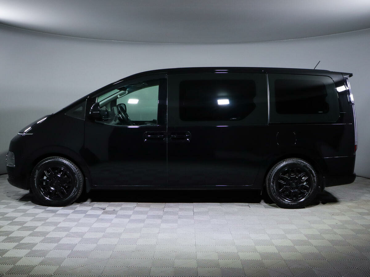 Hyundai Staria, 2022