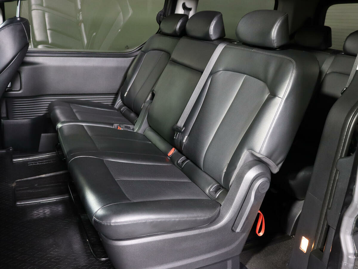 Hyundai Staria, 2022