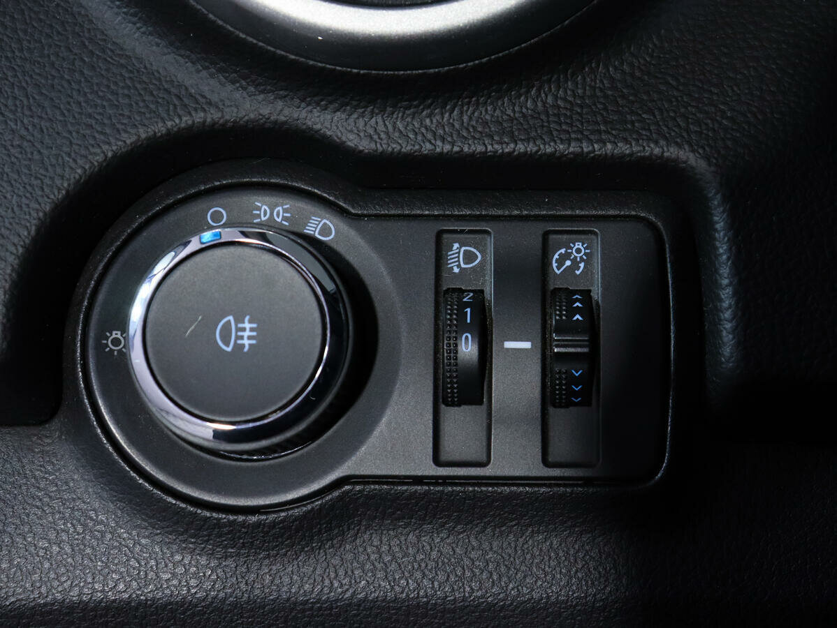 Chevrolet Tracker, 2015